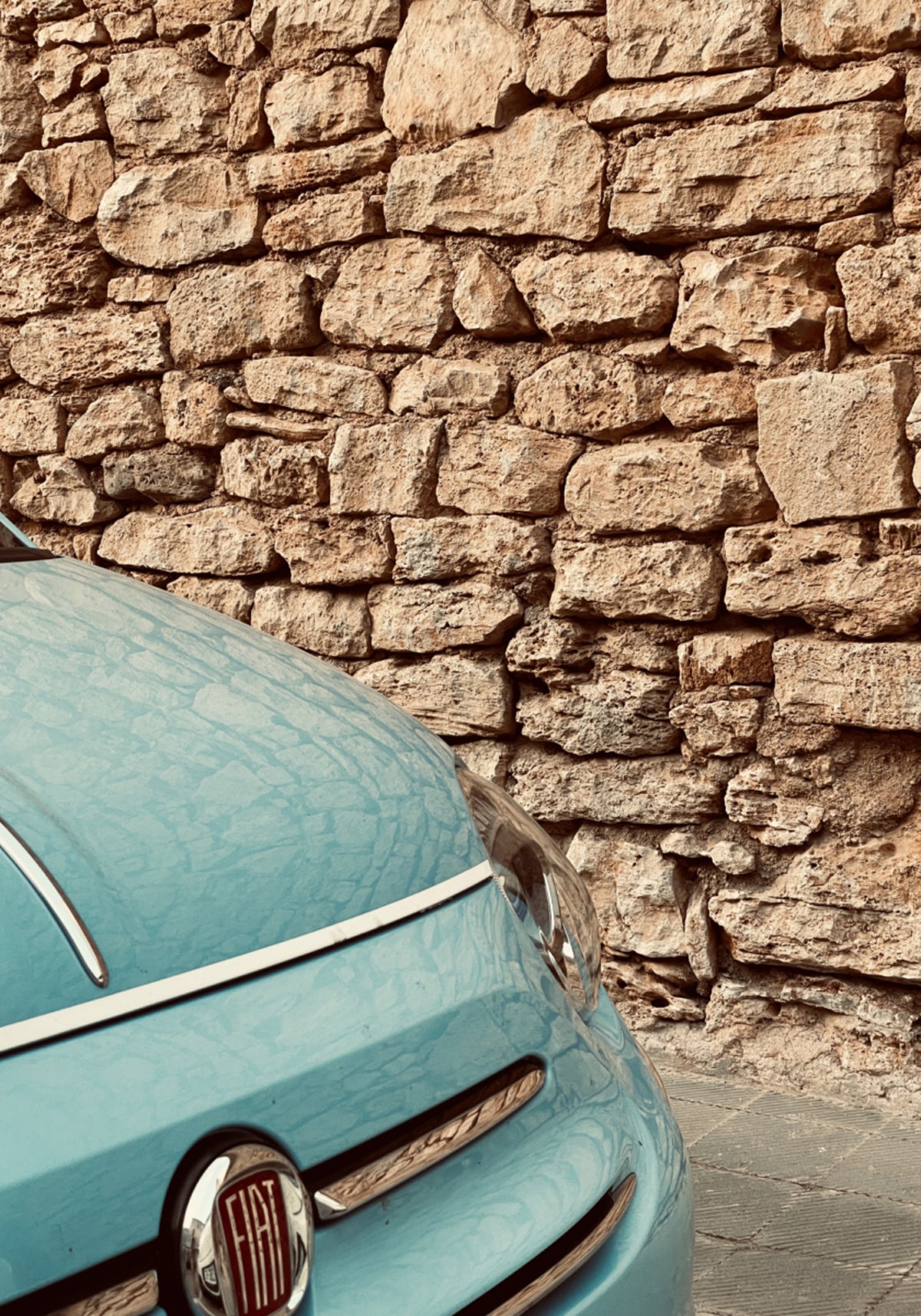 Klassieke blauwe automuur