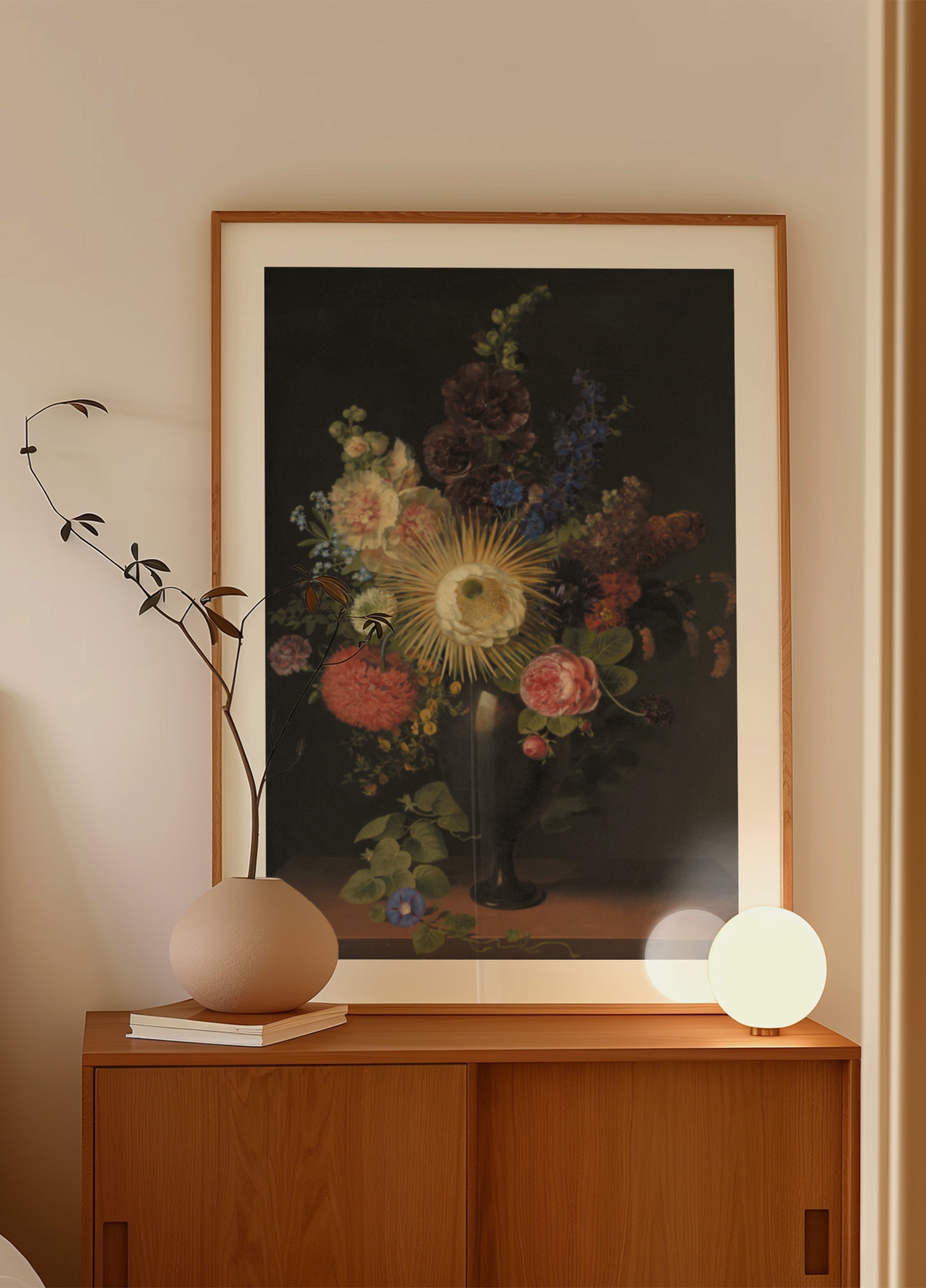 Een porfiervaas met cactus Grandiflora en andere bloemen door C.D. Fritzsch