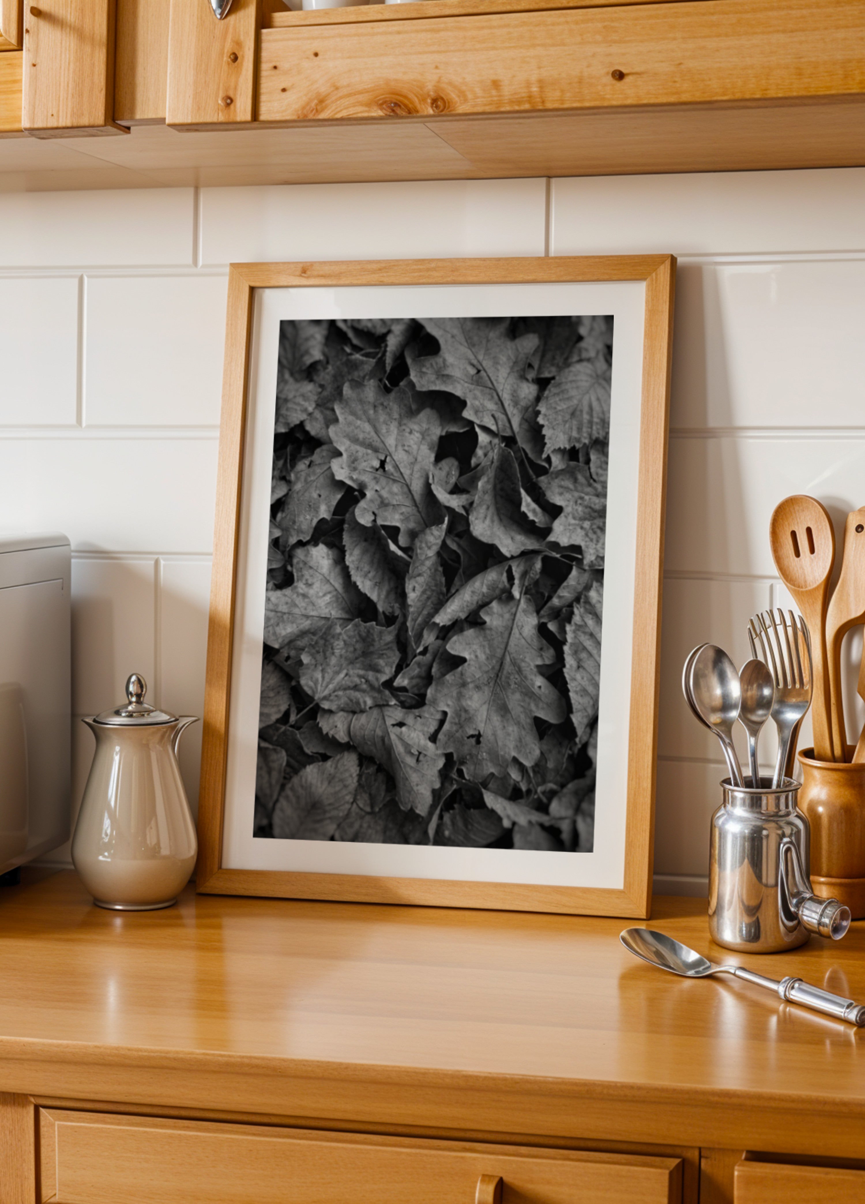 Monochroom herfstgebladerte