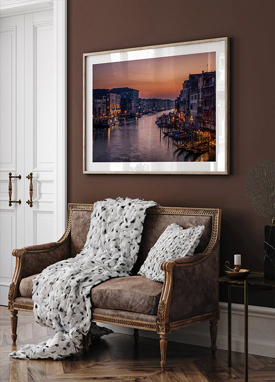 Het Canal Grande van Venetië bij zonsondergang