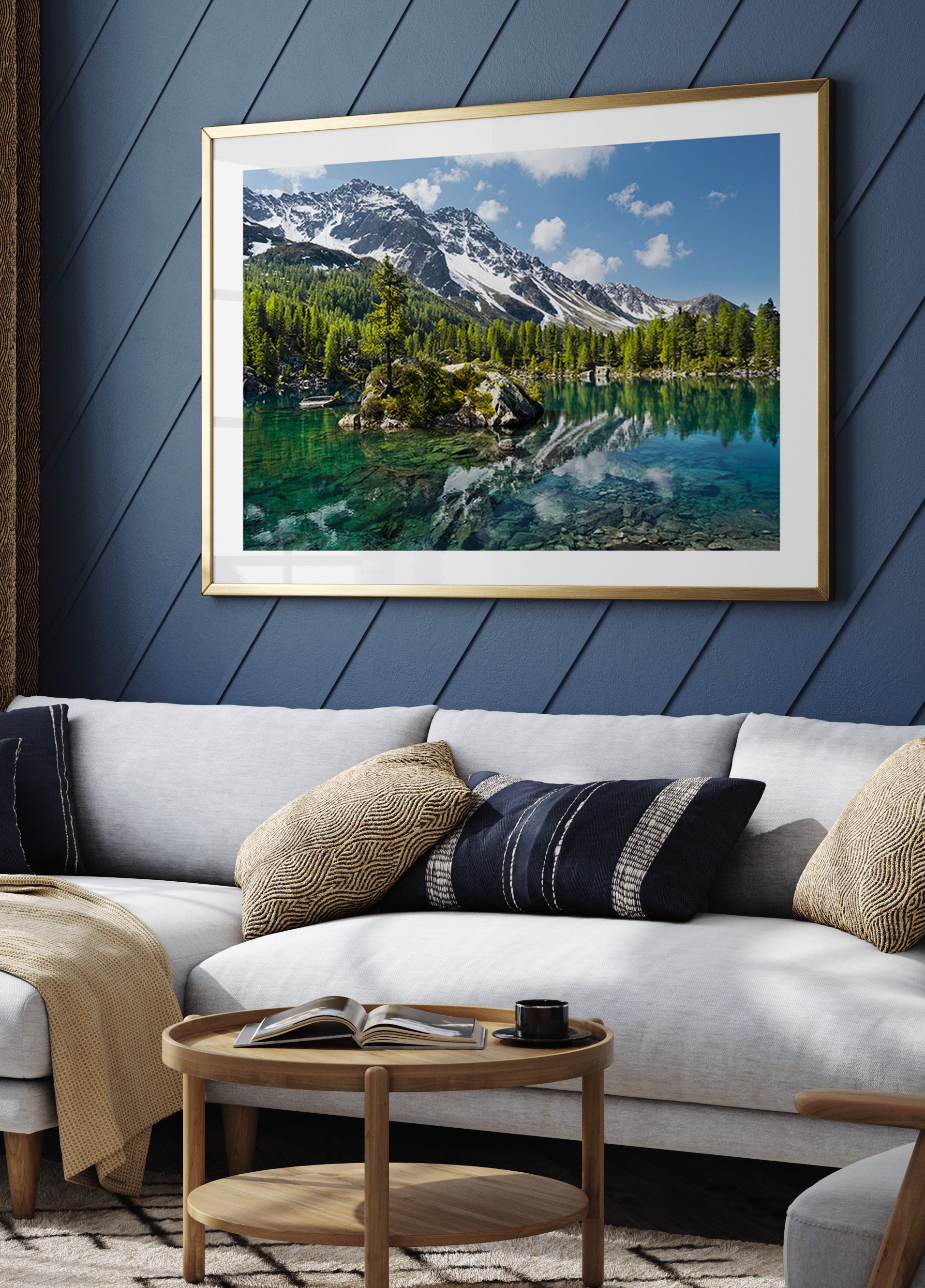 Groene bergmeer poster