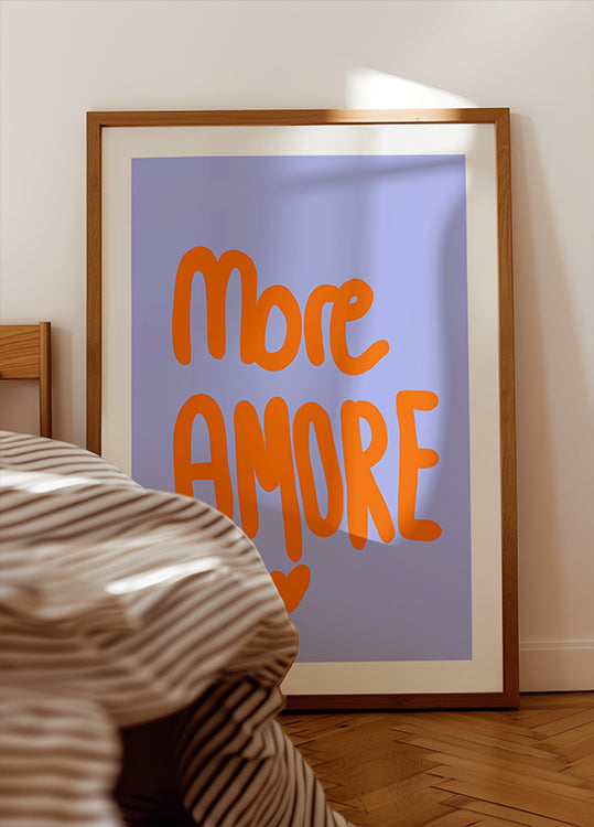 Gedurfde typografie in levendige oranje poster