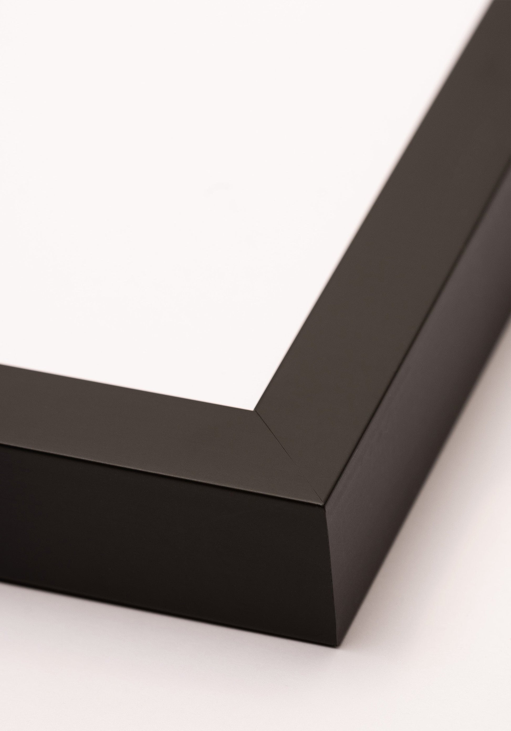 Premium houten frame Nielsen Zwart