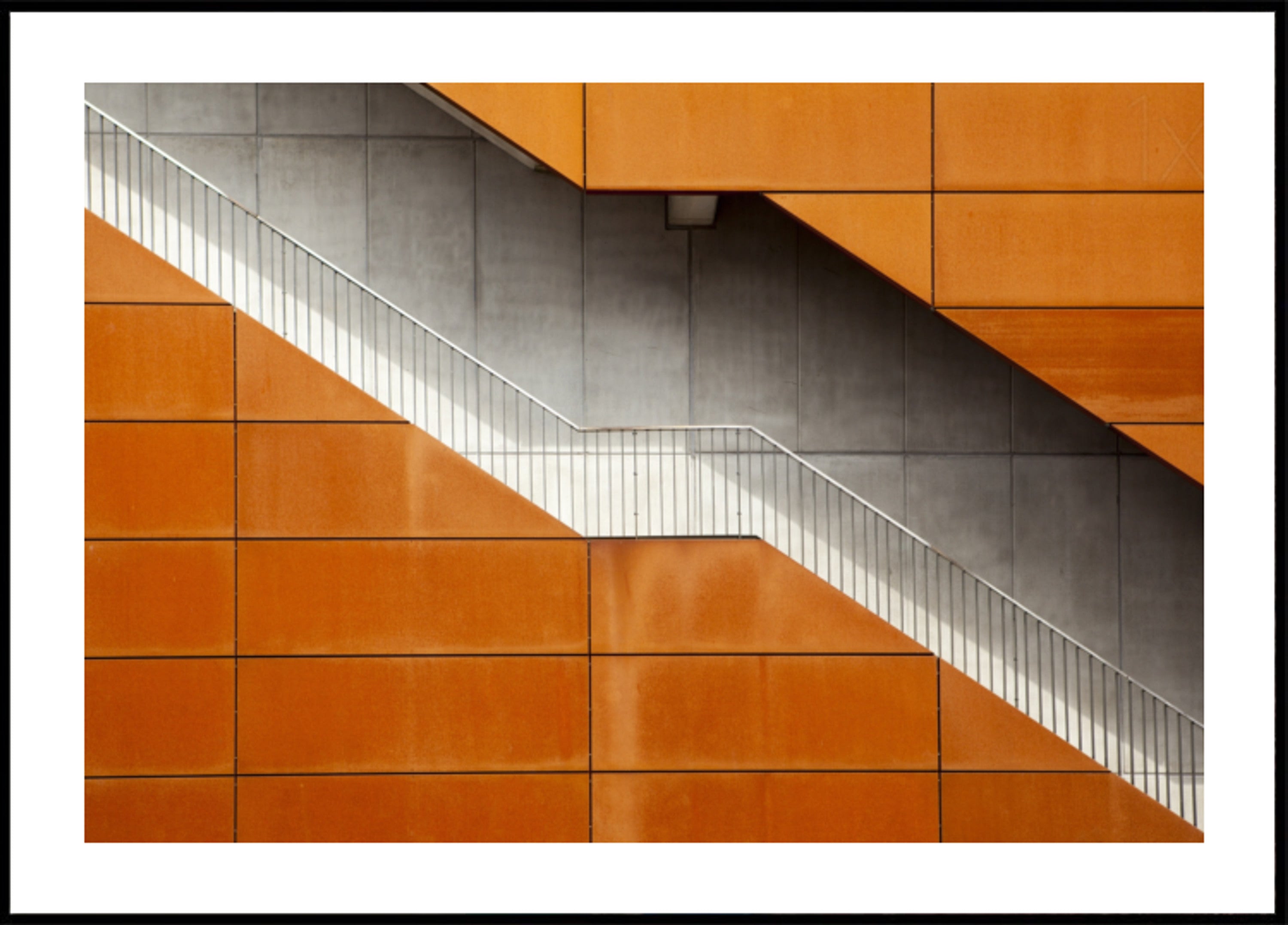 Oranje diagonale trap