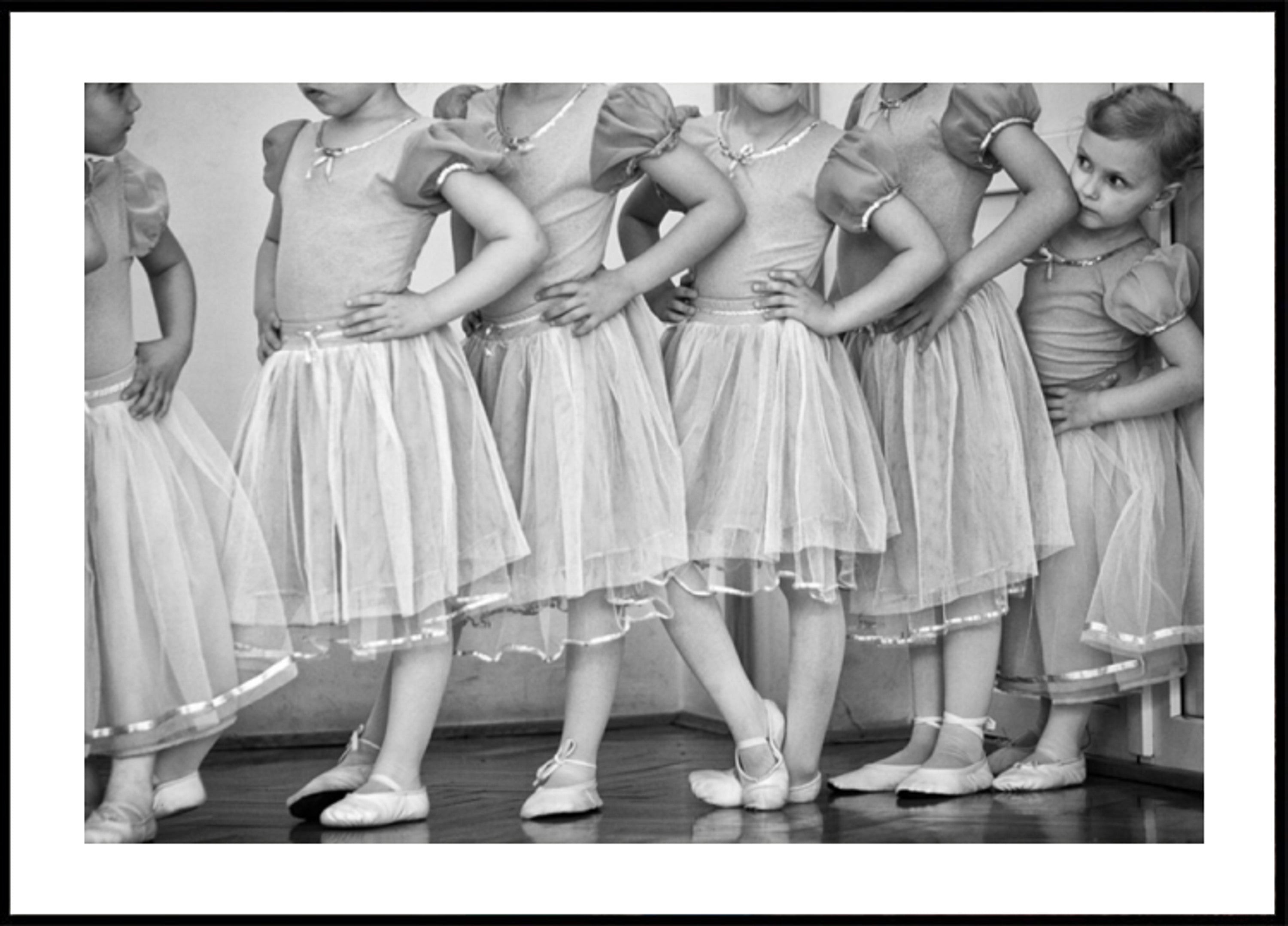 Jonge ballerina's oefenen